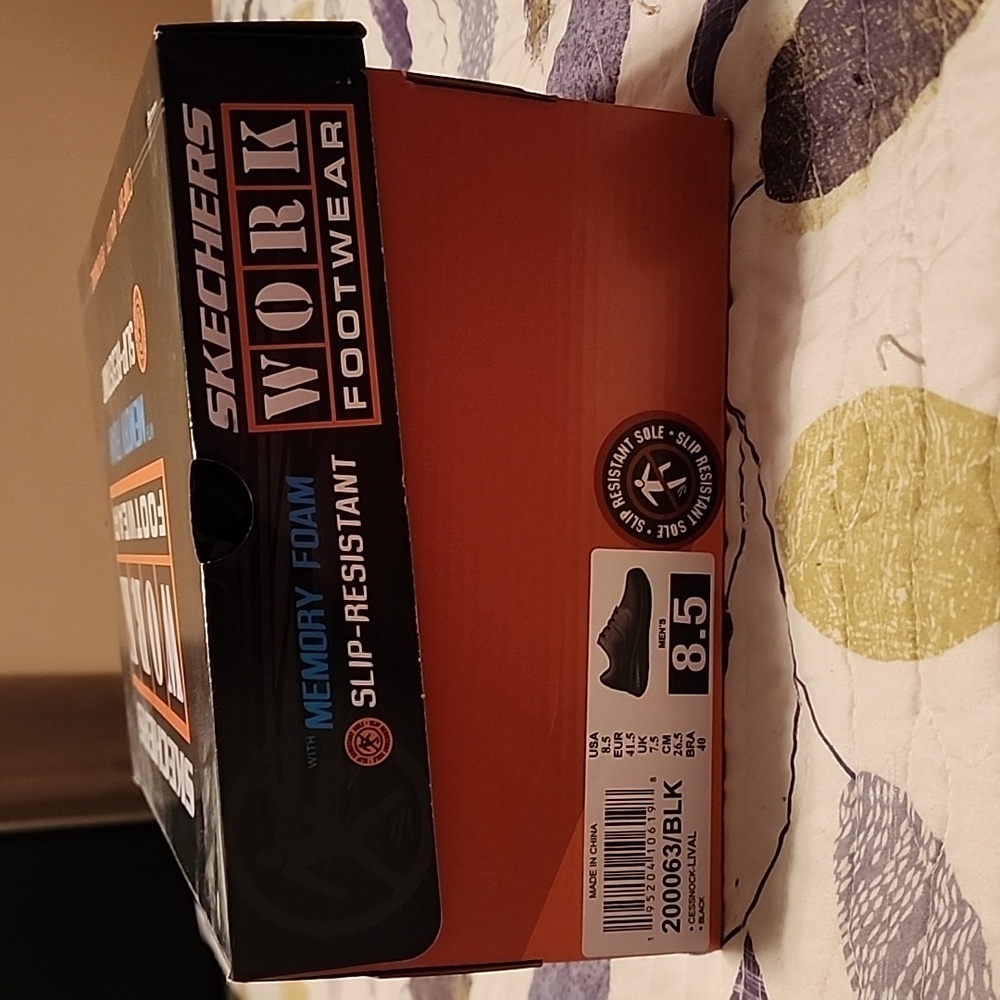 Skechers Lival Black Size 8.5